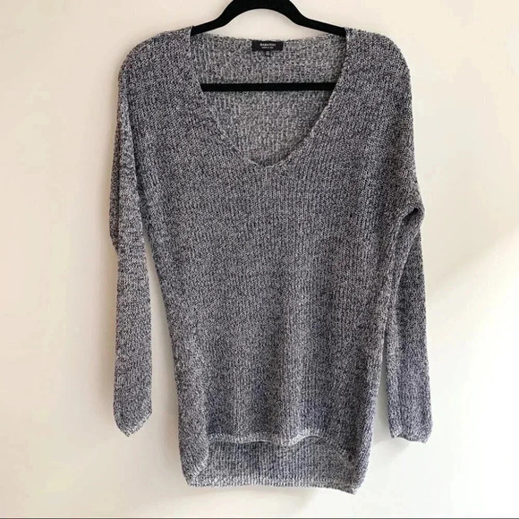 Aritzia Babaton Jarrod Sweater V-neck Long sleeve Grey Knit Heathered XXS - Picture 2 of 16